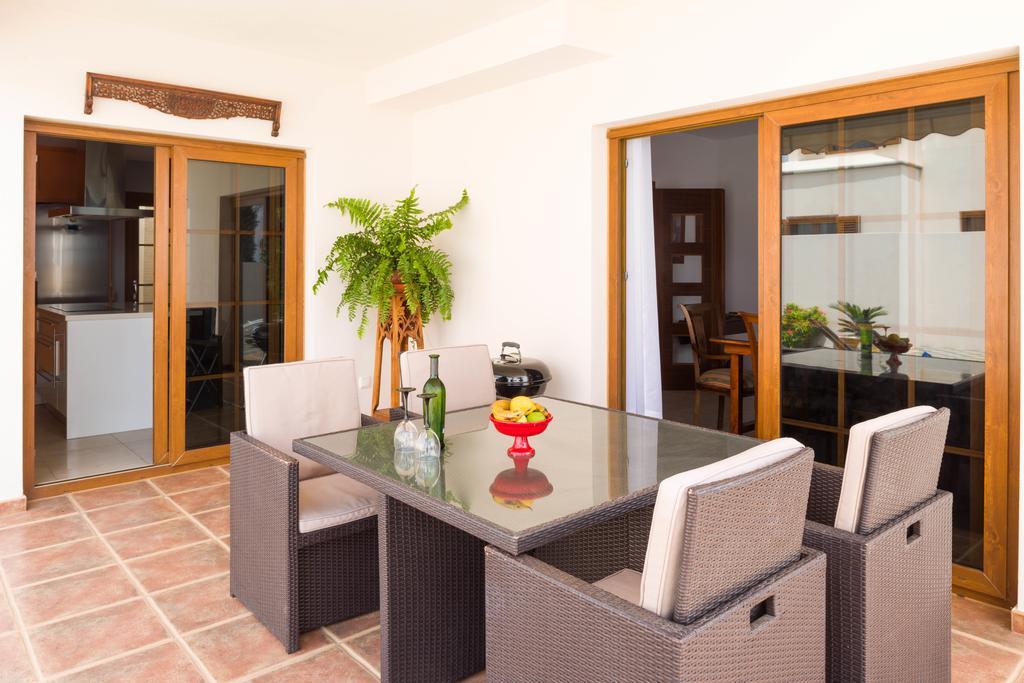 Villas Salinas Costa Teguise Exterior photo